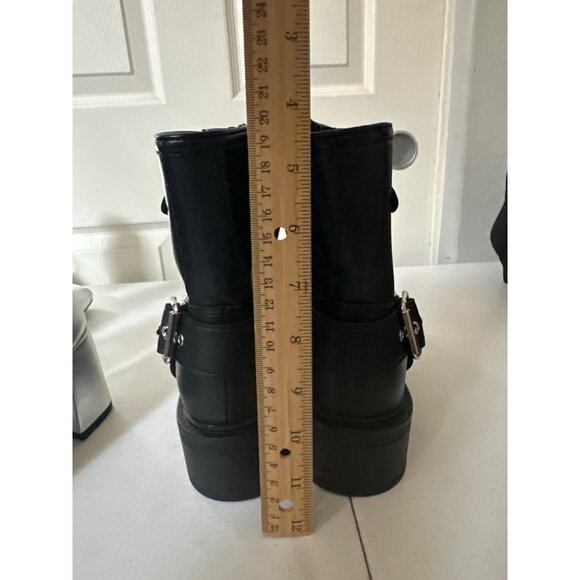 Universal Thread Women’s Connor Black Ankle Buckle Boots memory foam size 6.5 - Picture 6 of 6